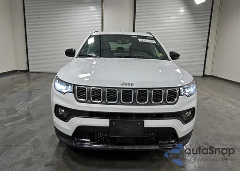 2025 Jeep Compass Latitude из США, поврежденный, VIN 3C4NJDBNXST592953